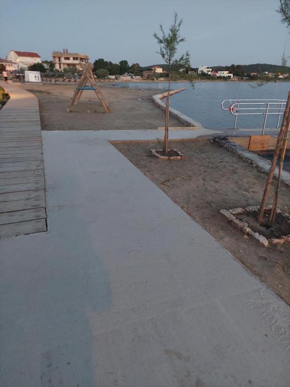 Gordana Apartmani Ljubač Exterior foto